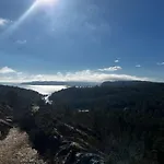 Sea, And Hill View - Thehumanbirdhouseretreat *