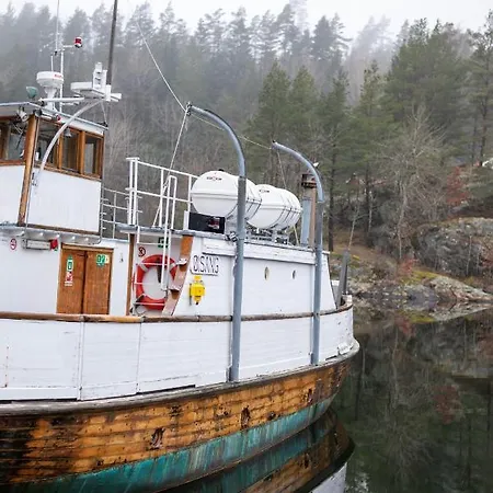 Sea, And Hill View - Thehumanbirdhouseretreat