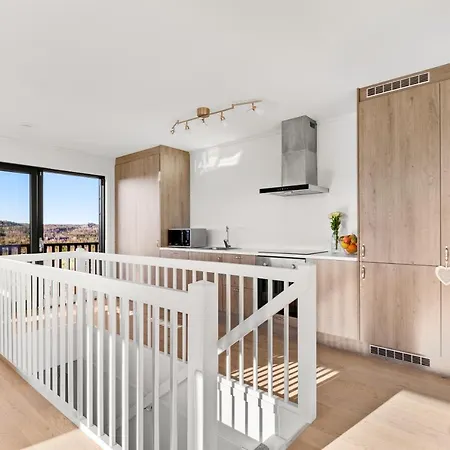 Дом отдыха Sea, And Hill View - Thehumanbirdhouseretreat Sondeled