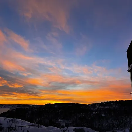 Sea, And Hill View - Thehumanbirdhouseretreat Дом отдыха