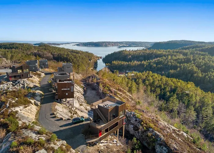 Sea, And Hill View - Thehumanbirdhouseretreat Vakantiehuis