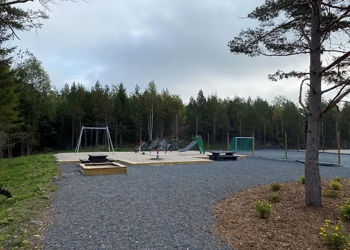 Sea, And Hill View - Thehumanbirdhouseretreat Sondeled