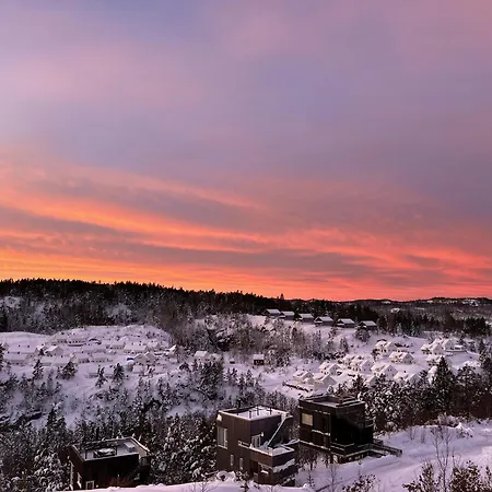 Sea, And Hill View - Thehumanbirdhouseretreat Vakantiehuis *