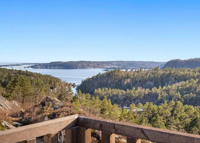 Sea, And Hill View - Thehumanbirdhouseretreat *